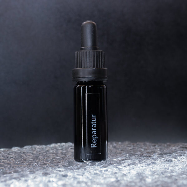 Reparatur-das-Regenerationsoel-klein-Naturkosmetik-Wirkstoffkosmetik-Swisshandmade