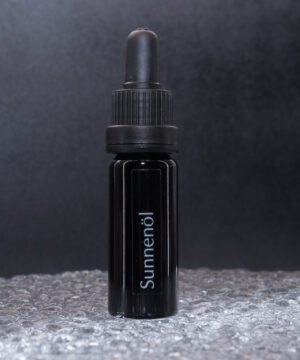Sunnenoel-die-pure-Sonnenessenz-klein-Naturkosmetik-Wirkstoffkosmetik-Swisshandmade